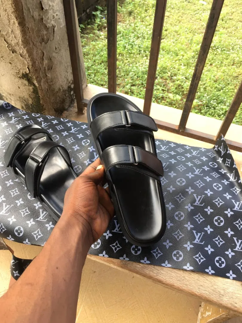 Handcrafted Leather Palm - Image 1